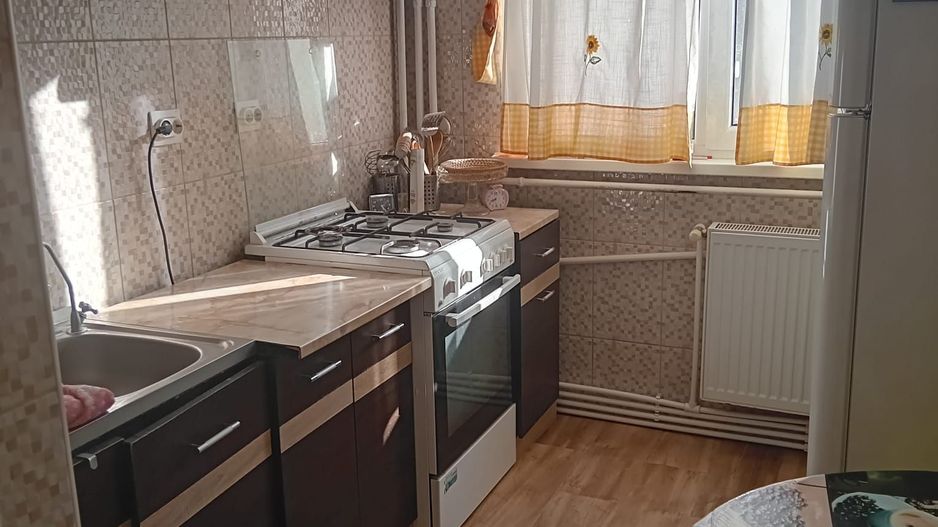 Apartament 3 camere, Țiglina 1, etaj 3, centrală termică, bloc anvelopat - Poză 6