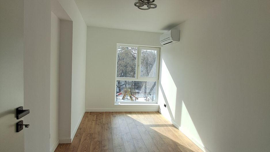 Prima inchiriere 3 camere+ parcare subterana , bloc nou S31 - Poză 4