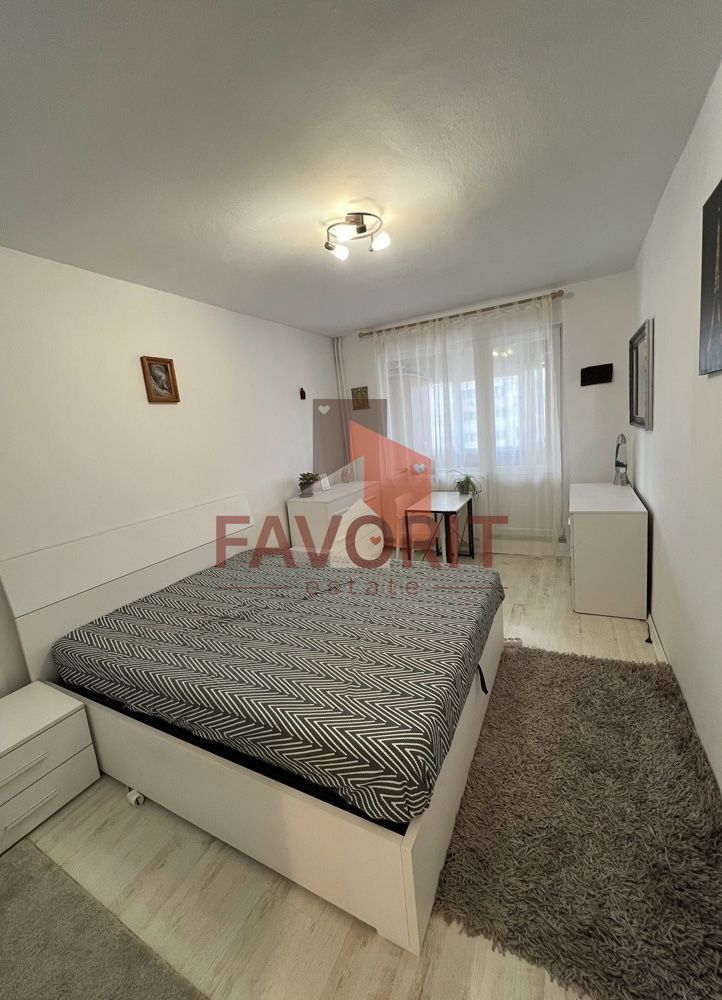 Centrala proprie. Complet renovat. Mobilat si utilat. - Poză 3