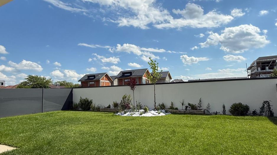 Vila smart personalizabilă cu rooftop și piscină privată – arhitectură - Poză 10