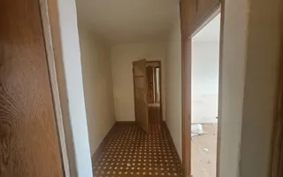 Apartament spațios 3 camere, 2 băi și 2 balcoane – Craiovei, Gh. Doja - Poză 16