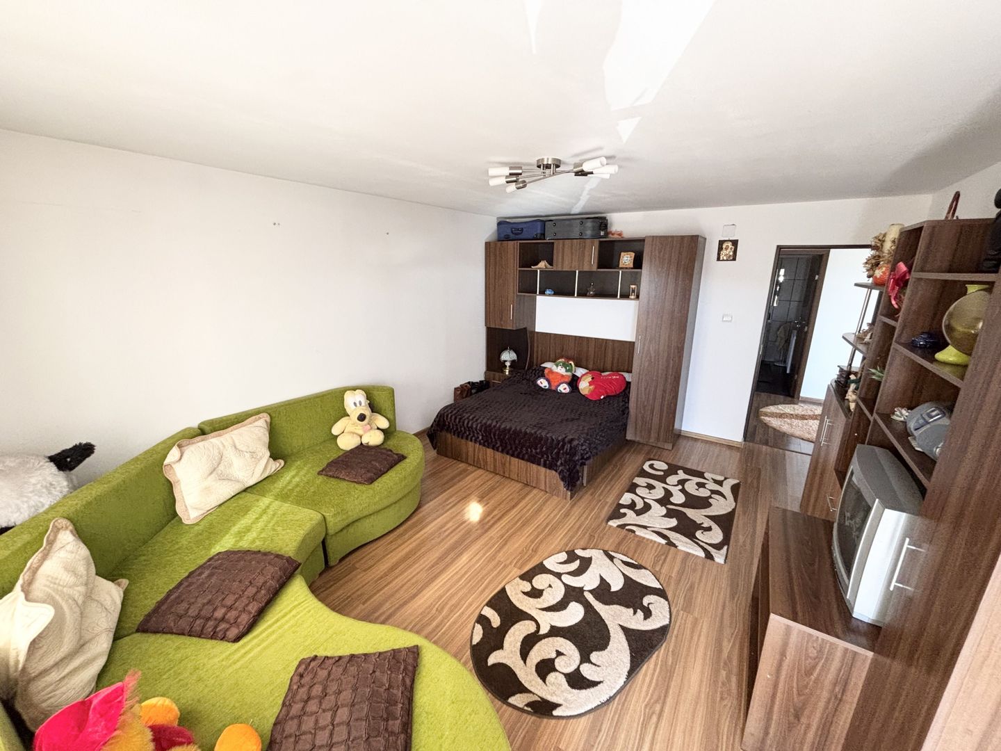 VILĂ MODERNĂ P+1 169 MP UTILI, CURTE GENEROASĂ 768 MP, IN APROPIERE DE BUCURESTI - Poză 19