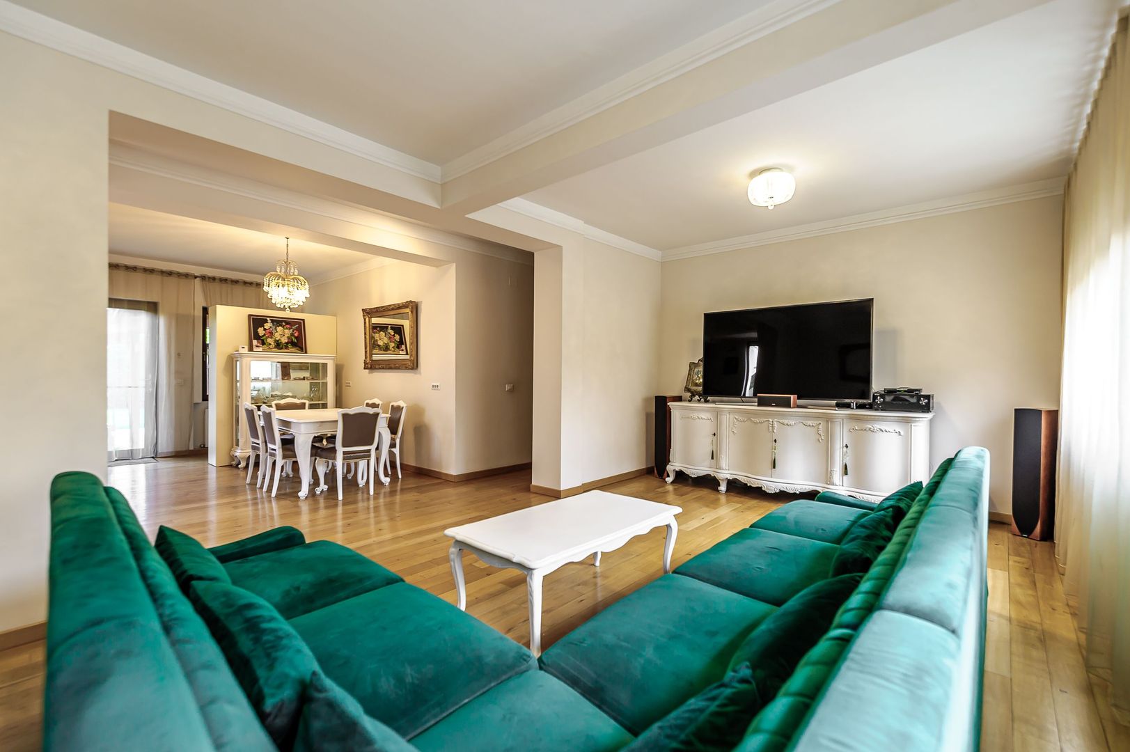 Raritate! Vilă unică pe Malul Mureșului - Poză 1