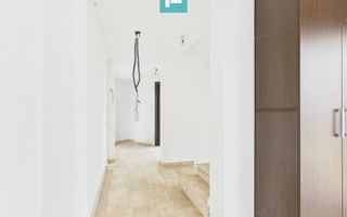 Clădire comercială în zona Grădiște. - Poză 20