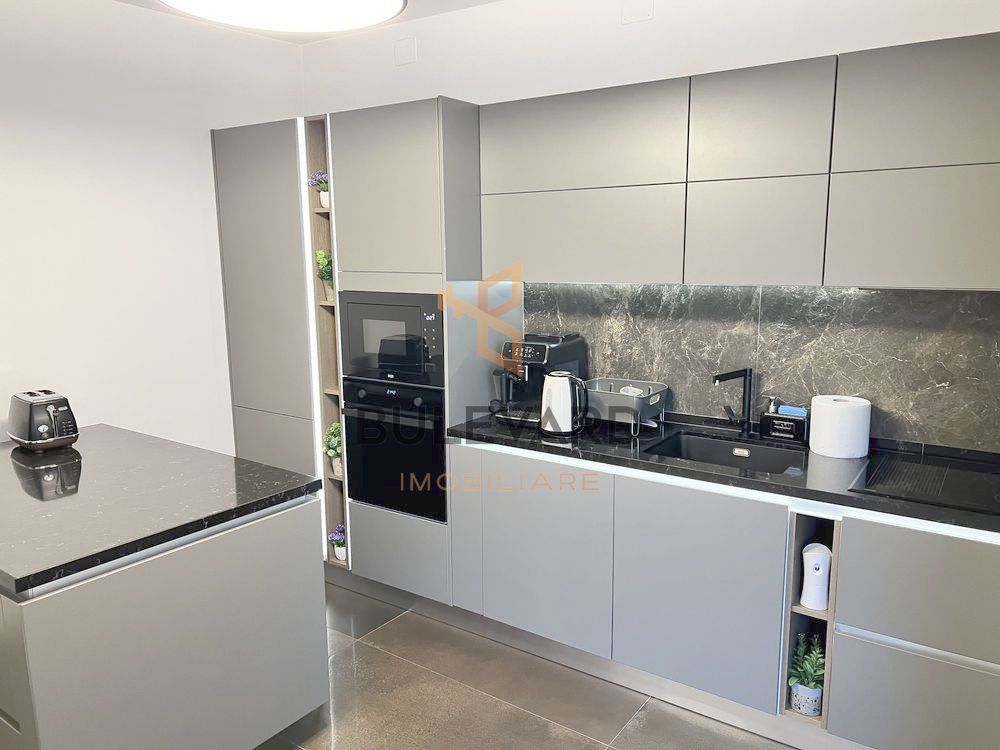Apartament cu 2 camere ultracentral! - Poză 2
