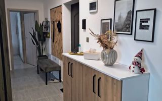 Apartament decomandat cu 2 camere / Calea Urseni / Etaj 1 - Poză 4