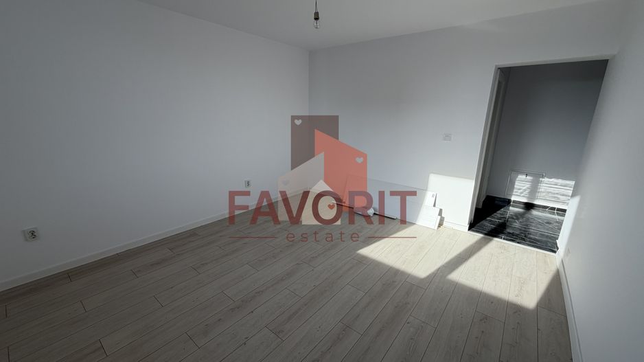 Spatios. Bucatarie inchisa de 10 mp. Disponibil imediat - Poză 7