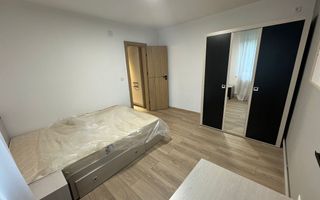 Apartament de 2 camere, 55mp,  decomandat, Zona Semi-Centrala - Poză 4
