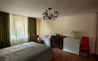 Apartament la casa+anexa gospodareasca,zona Blumana- Carierei. - Poză 1