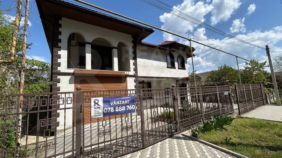 Vânzarea, casa/villa, 4 camere, str. Taras Șevcenco, Pământeni - Poză 3