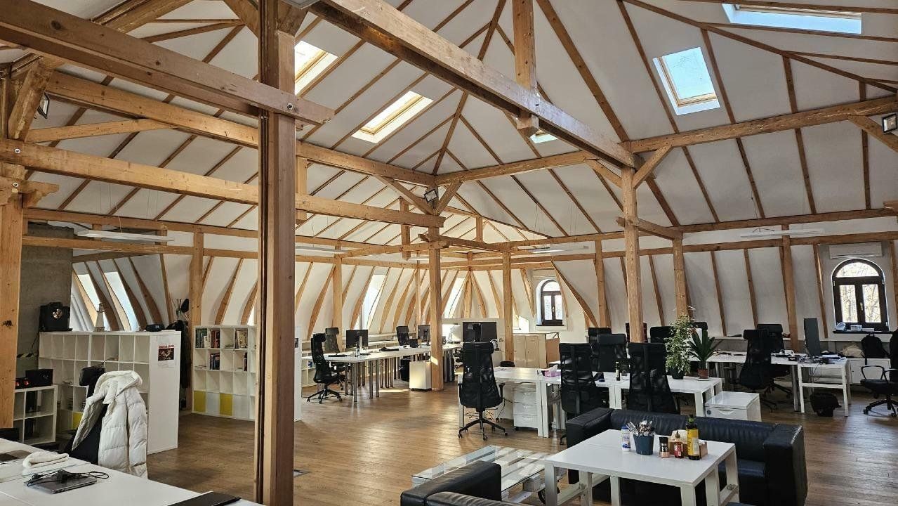 OPEN SPACE - MANSARDA DE INCHIRIAT UNIVERSITATE-ROSETTI-3900 EURO+TVA/LUNA - Poză 1