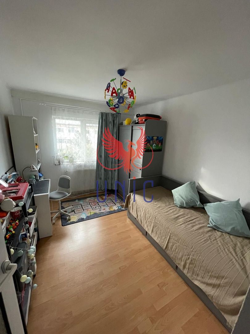 3 camere decomandate - Rovine - 112 000 Euro - Poză 5