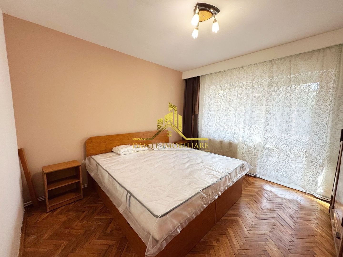 4 camere, decomandat, balcon, parcare, Zorilor, UMF - Poză 1