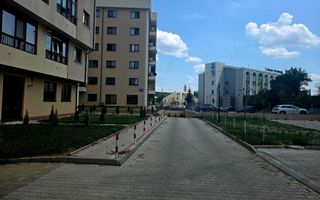 Spatiu comercial de inchiriat , zona Cug - spital Providenta si Elitis - Poză 1