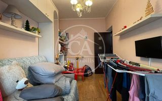 Apartament cu 3 camere de vanzare in zona Decebal, Oradea - Poză 9