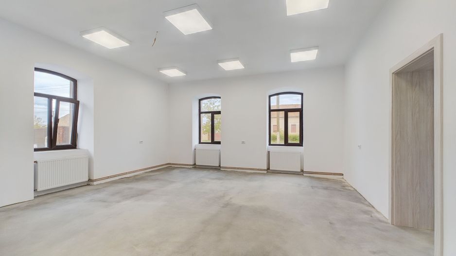 Clădire nouă cu destinație azil de bătrâni - Poză 4