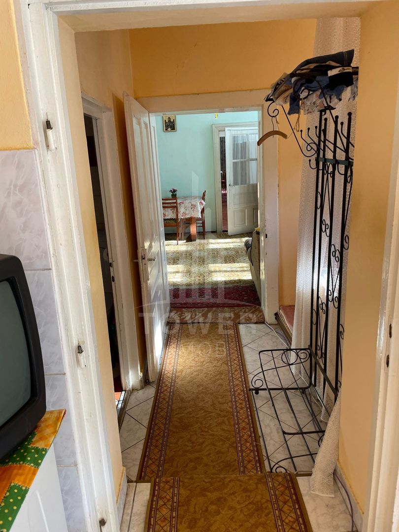 Casa de vanzare - teren 1400 mp - Laslea , Sibiu - Poză 11