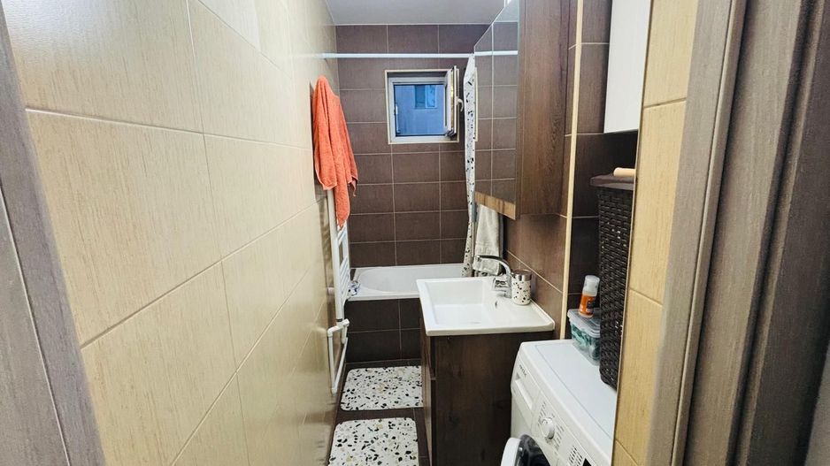 Apartament 3 camere • Zonă Universitate • 90.000 € - Poză 6