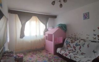 Apartament 3 camere | Balcon | Pivnita | 70MP | Vasile Aaron - Poză 3
