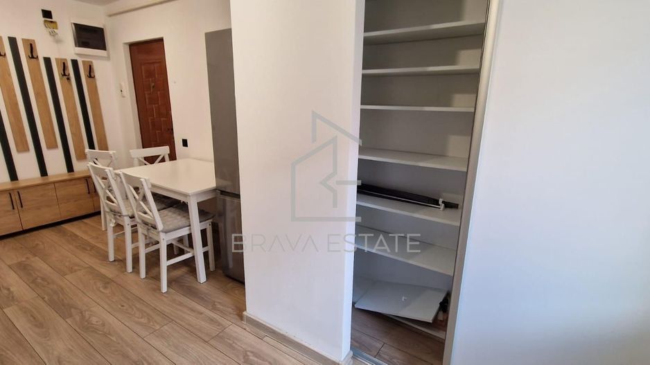 Apartament 3 camere ,decomandat, 62 mp, 2 balcoane, zona Floresti - Poză 11