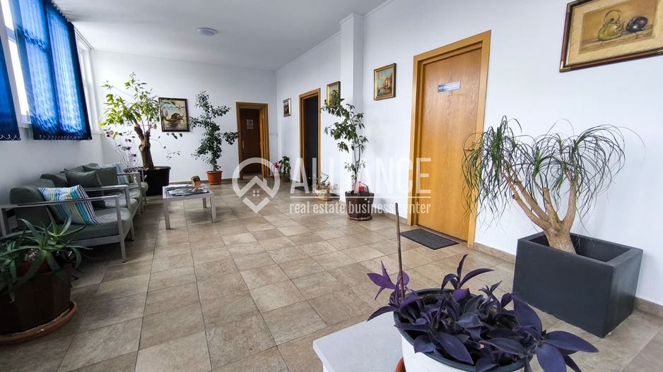 FALEZA NORD cladire multifunctionala 4600 mp cu acces din Bdul Mamaia! - Poză 7