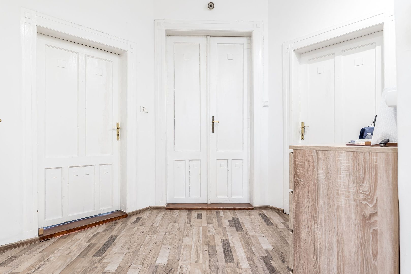 Apartament ultracentral cu 2 camere neamenajat Comision 0 - Poză 4