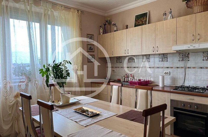 Apartament cu 2 camere de vanzare in cartierul Soarelui, Oradea - Poză 2
