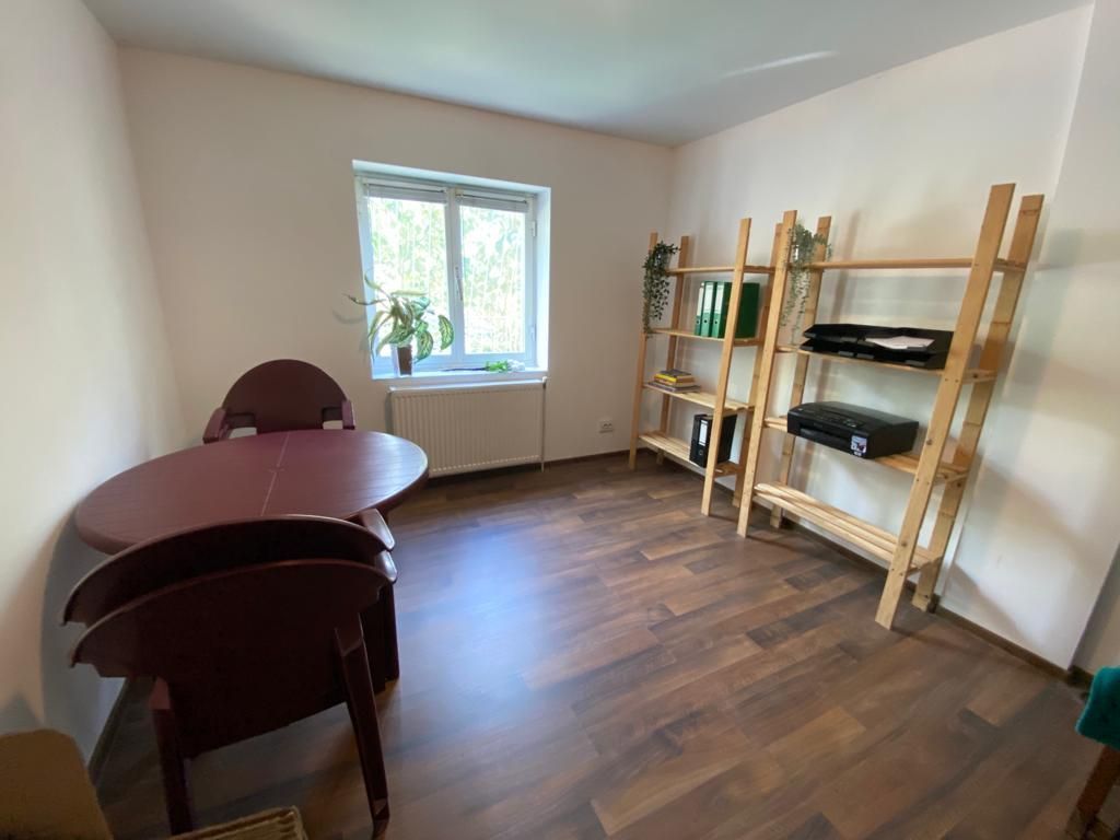 Apartament 4 camere- gata de mutare-Otopeni, central - Poză 4