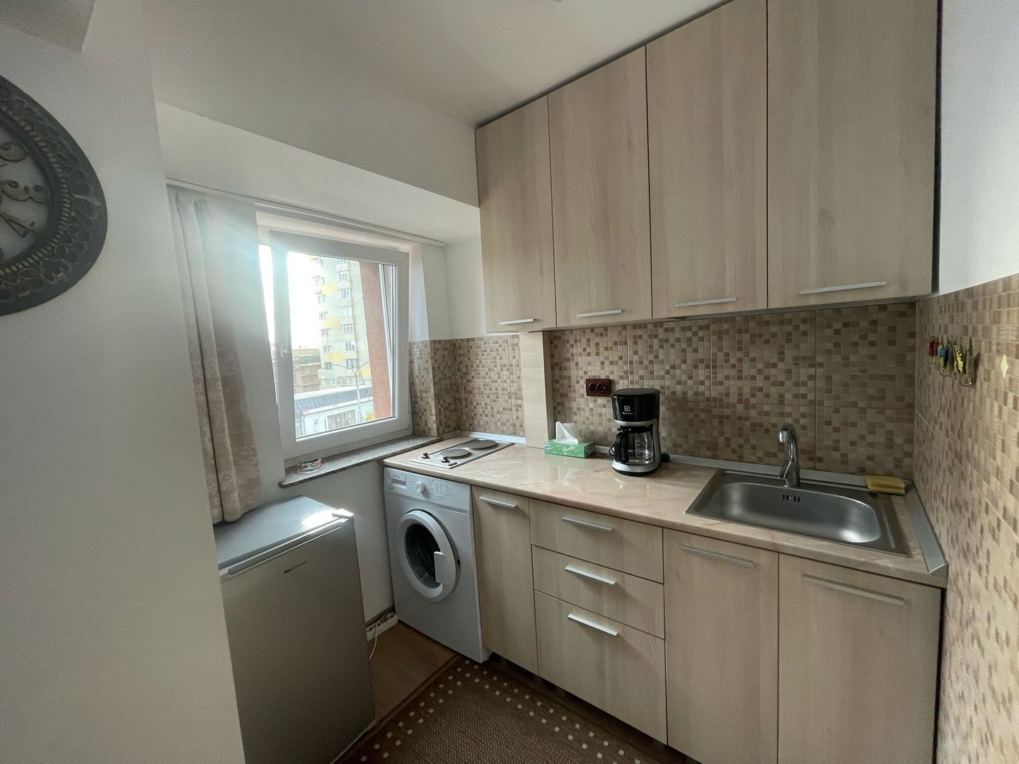 GARSONIERA CENTRALA | MOBILATA | VEDERE SPRE ORAS | RADAUTI - Poză 7