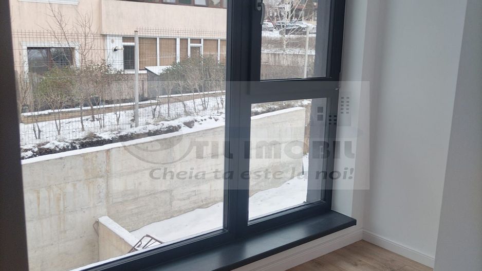 Apartament 3 camere, 2 băi -Valea Lupului-136.900 euro - Poză 2