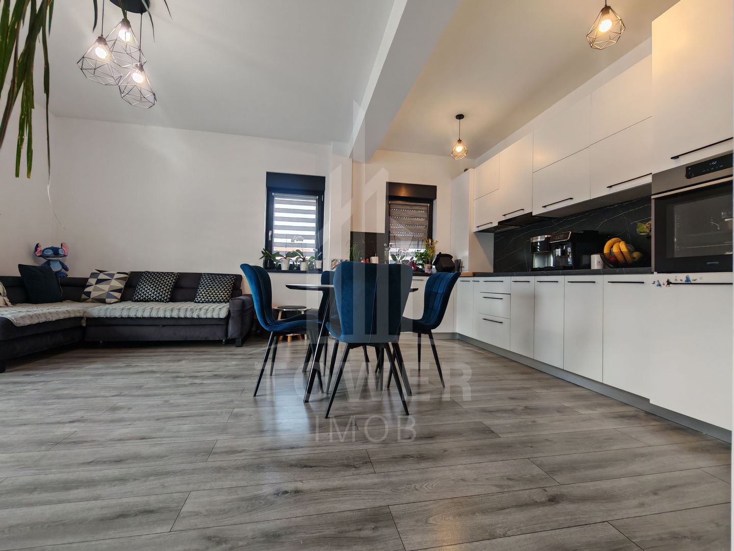 Apartament modern cu curte proprie – ideal pentru familie, zona Brana - Poză 4