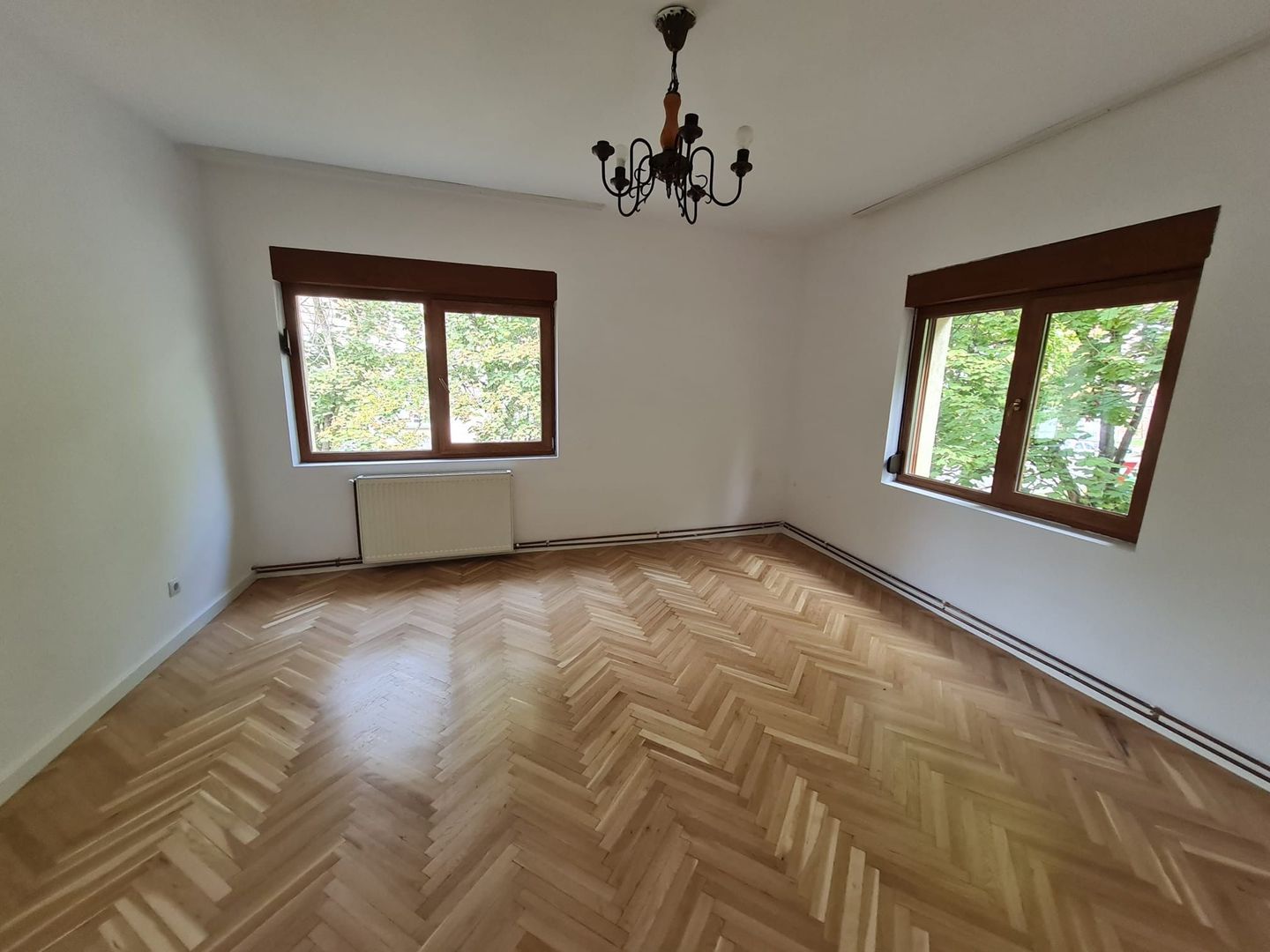 Casa solida în zona Bogdanestilor - Poză 9