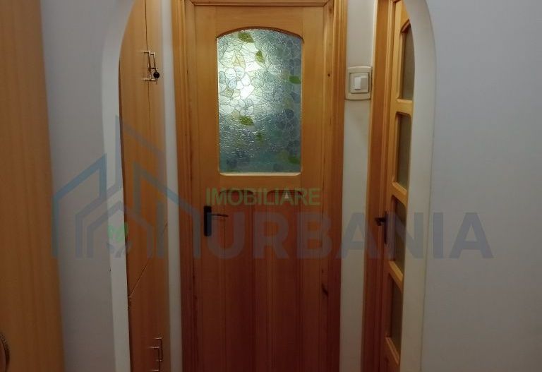 Apartament 2 camere, zona Nicolina 1, Iași – decomandat, scară renovată - Poză 2