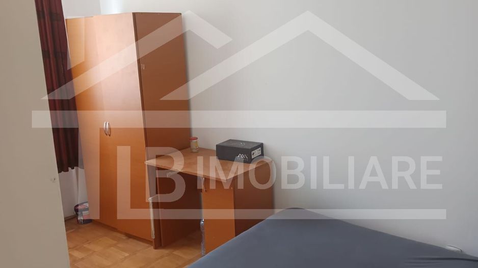 Apartament cu 3 camere, 68mp, Zona strazii Petru Dobra - Poză 1