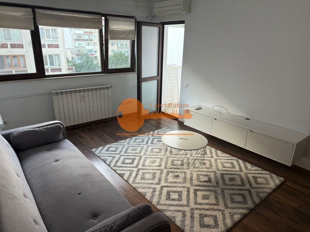 2 camere Tineretului ( renovat-1979 ) - Poză 1