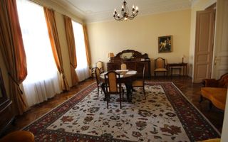 APARTAMENT DEOSEBIT IN ZONA CENTRALA - Poză 22