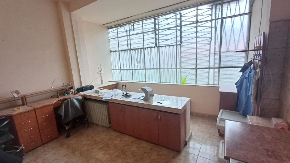 Spatiu Medical in Policlinica Avrig- Metrou Iancului - Poză 2