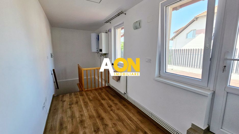 Penthouse 4 camere, 100 mp utili + terasa 83 mp + boxa 21 mp, Centru - Poză 12