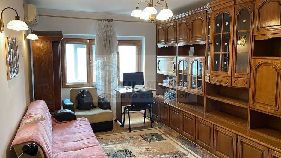 Apartament,3 camere,Centru-Păcurari, Iași,renovat 165.000 EURO - Poză 1