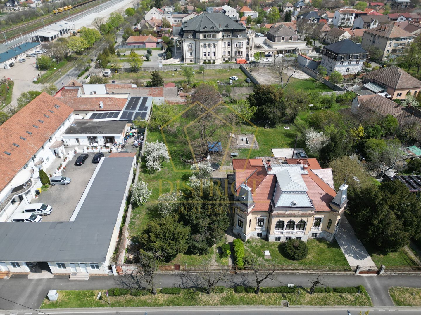 Vila isotorica cu teren de 3.900mp | Central - Poză 8