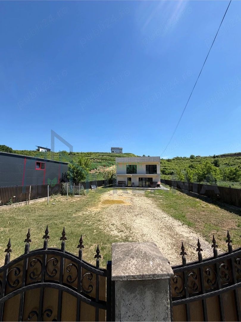 Casă duplex cu teren de 1800 mp, la 1 km de fostul Dedeman, lângă Școala Hlincea, Iași - Poză 9
