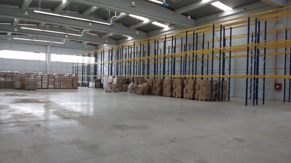 Hala  1370 mp zona C. Sagului - Poză 1