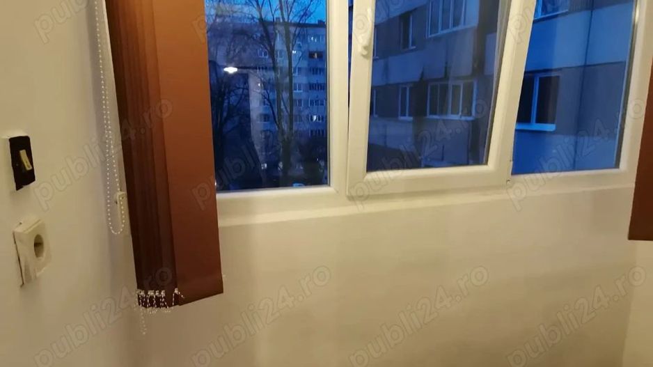 Vanzare Garsonieră 32 mp, etaj 4, renovată, mobilata, zonă 1 Mai - Poză 5