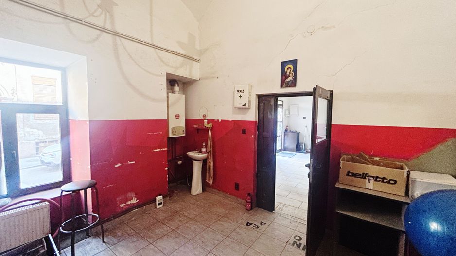 Spatiu comercial de inchiriat zona Bou Rosu - Poză 5