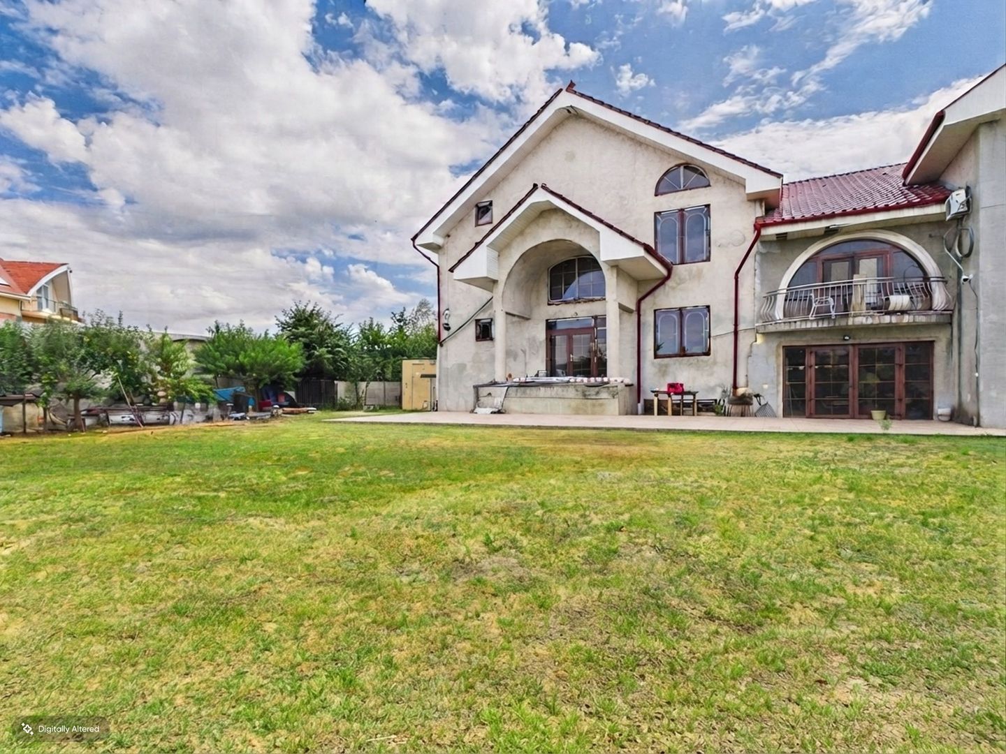 Clădire 850 mp, Czaran Gyula, 8 parcări - Poză 1