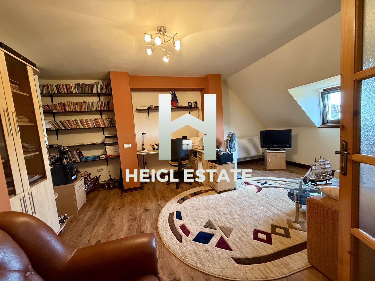 Casa individuala cu 10 camere 1600 mp teren - Poză 15