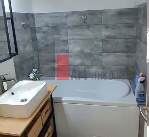 Apartament luminos cu 3 camere de închiriat | Zona Romancierilor - pet friendly - Poză 4