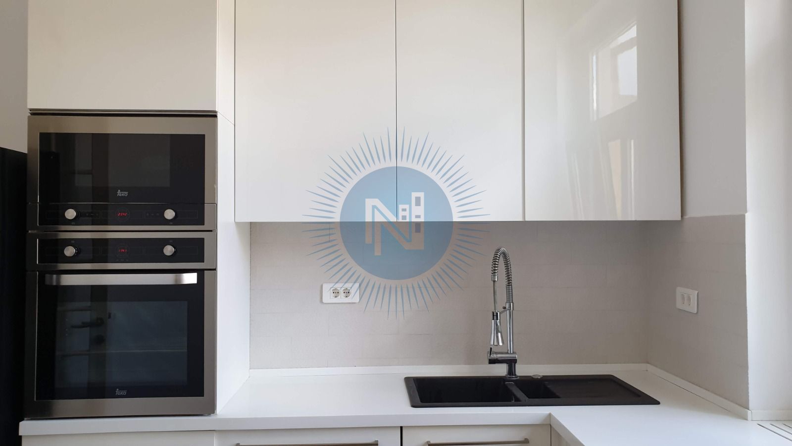 Spațiu de birouri in vila demisol etaj 1 si mansarda - Poză 5