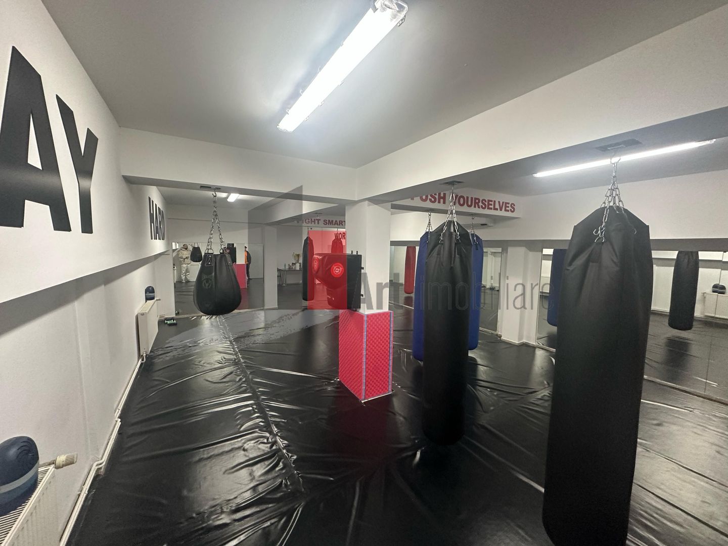 Oportunitate de Închiriere în Zona Titan – Spațiu Comercial pt Afacerea ta! - Poză 2