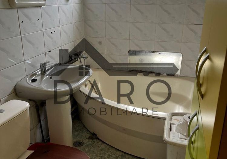 Apartament 3 camere luminos, gata de mutare | Dâmbu Pietros, str. Parângului - Poză 6